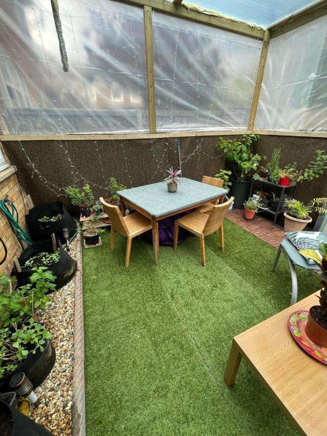 Cozy Homestay Croydon Eksteriør bilde
